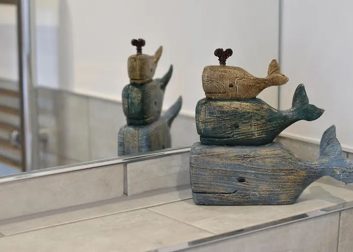 3 Bed In Oc-w420 Whitby