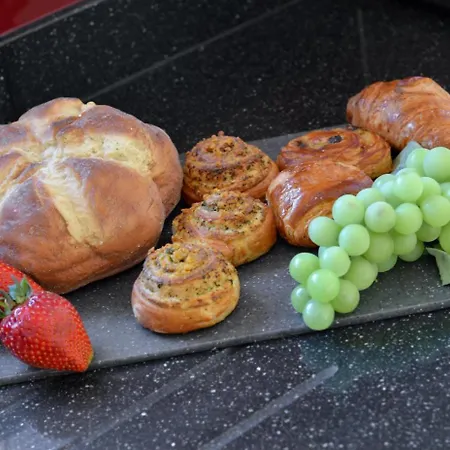 3 Bed In Oc-w420 Holiday home *