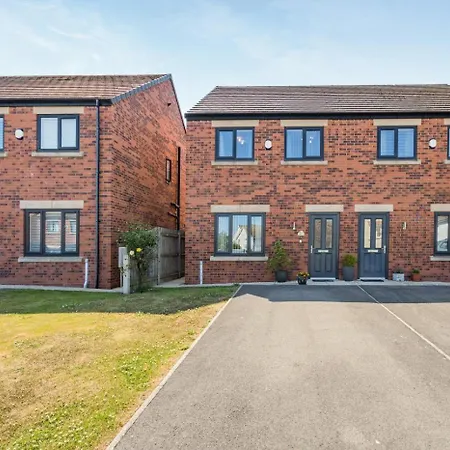 3 Bed In Oc-w420 Whitby